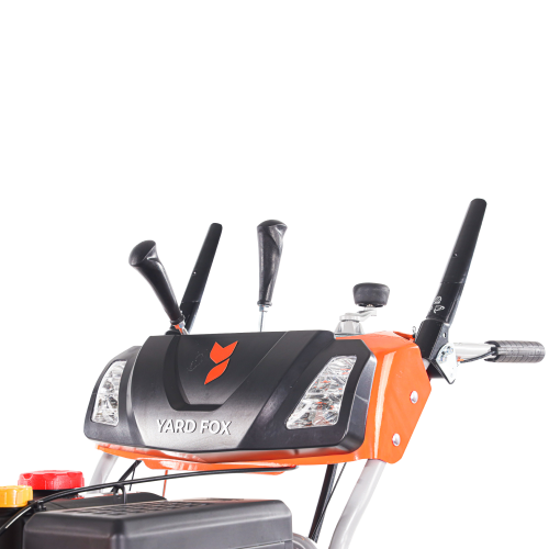 Бензиновый снегоуборщик YARD FOX PRO 7154E