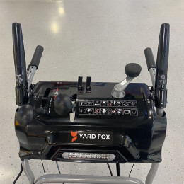 Бензиновый снегоуборщик YARD FOX 7154E