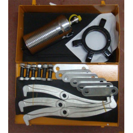 Съемник гидравлический СГ2-50У с выносным насосом НРГ-700
