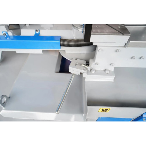Полуавтоматический ленточнопильный станок CUTERAL PSM 440x700 DM LITE