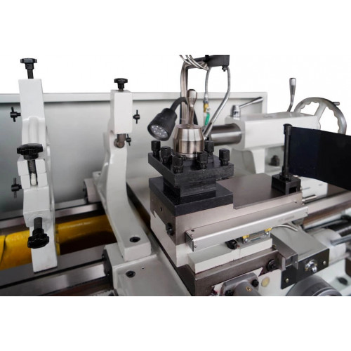 Токарно-винторезный станок Metal Master ZM 66300 DRO RFS