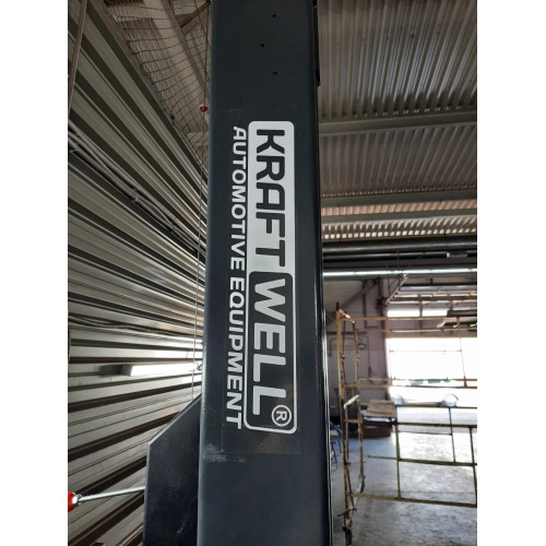 Подъемник двухстоечный электрогидравлический KraftWell KRW4ELH/220 (г/п 4000 кг)