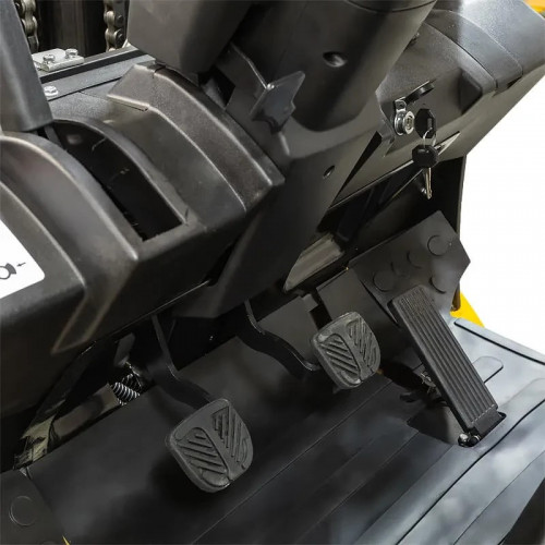 Погрузчик вилочный дизельный SMARTLIFT CPCD25T8 (2500 кг, 4,8 м, Mitsubishi S4S)