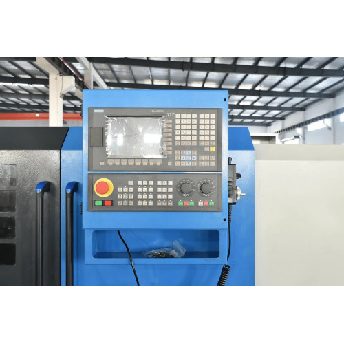 Токарный станок с ЧПУ MetalTec CK 50x1000