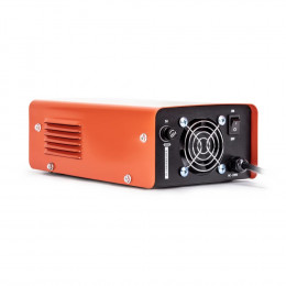 Зарядное устройство FoxWeld KVAZARRUS PowerBox 24/15R