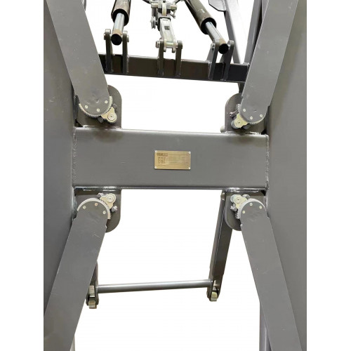 Подъемник ножничный KraftWell KRW2.7L/220 мобильный
