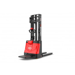 Штабелер электрический самоходный EP Equipment ESR151 (LI-ION, 2W300, с платформой без поручней)