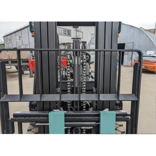 Погрузчик вилочный электрический LIMGARD iEV18 (LI-ION, 2F300, SS, ST, F-1070, 205 Ah, четырехопорный)
