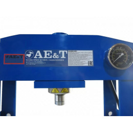Пресс гидравлический AE&T T61230А 30 т с пневмоприводом