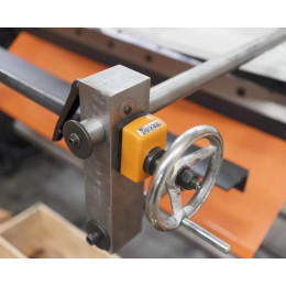 Гильотина электромеханическая Stalex Q11-3x1300