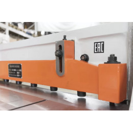 Гильотина электромеханическая Stalex Q11-3x1300