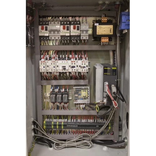 Широкоуниверсальный фрезерный станок STALEX MUF150 Servo