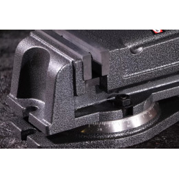 Машинные поворотные тиски PROMA SO-125