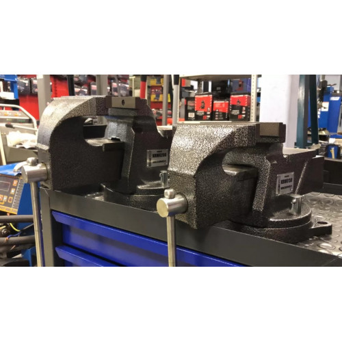 Тиски слесарные вращающиеся KraftWell KRW0150 150 мм