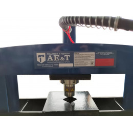Пресс гидравлический AE&T T61212TF 12 т с ножной педалью