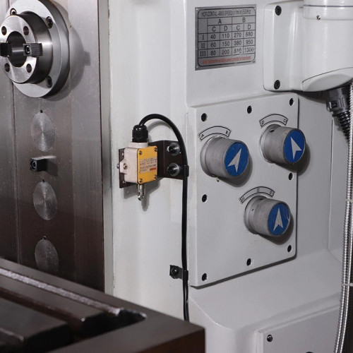 Универсальный фрезерный станок VISPROM FVX-125W