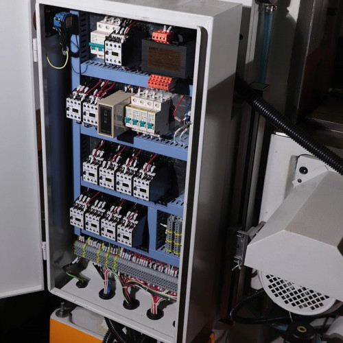 Универсальный фрезерный станок VISPROM FVX-125W