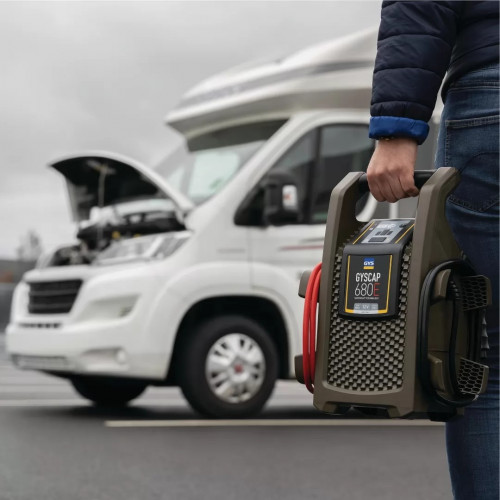 Пусковое устройство GYS GYSCAP 680E (12 В,1600/9000 A, 8,2 кг)