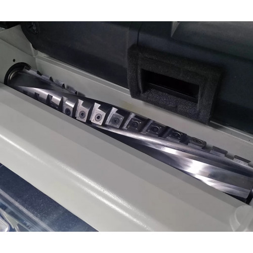 Рейсмусовый станок с валом helical BELMASH P2200MH