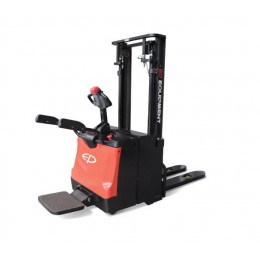 Штабелер электрический самоходный EP Equipment ES20-20RAS PROFESSIONAL (LI-ION, 3F550, с платформой и поручнями)