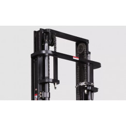 Штабелер электрический самоходный EP Equipment ES20-20RAS PROFESSIONAL (LI-ION, 3F550, с платформой и поручнями)