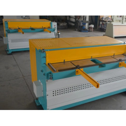 Гильотина электромеханическая ISITAN ERGM 1320x2,5
