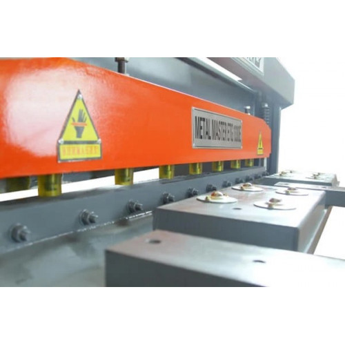 Гильотина электромеханическая METAL MASTER ETG 3030E