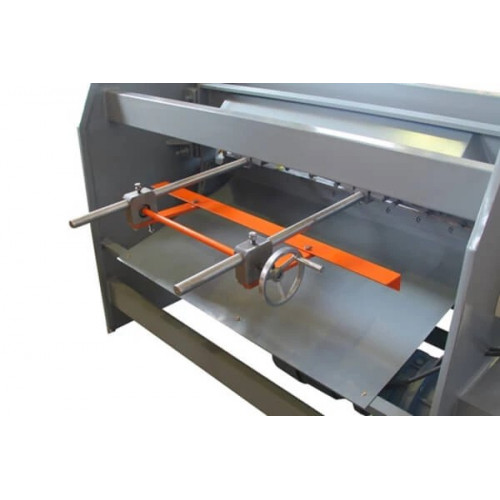 Гильотина электромеханическая METAL MASTER ETG 3030E