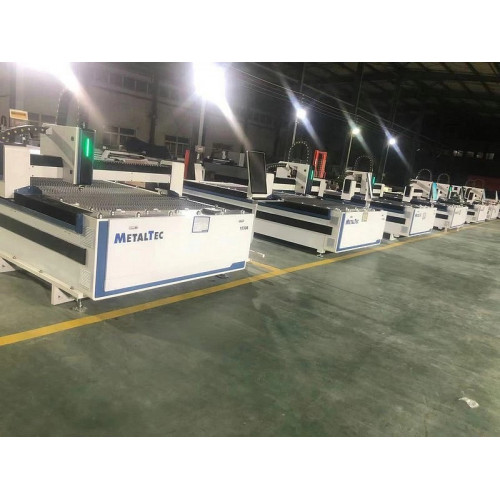 Оптоволоконный лазерный станок MetalTec 1530B (1000W)