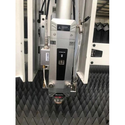 Оптоволоконный лазерный станок MetalTec 1530B (2000W)