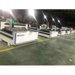 Оптоволоконный лазерный станок MetalTec 1530B (2000W)