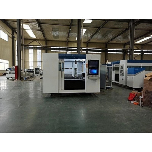 Оптоволоконный лазерный станок MetalTec 1530P (6000W)