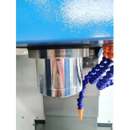 Вертикальный обрабатывающий центр MetalTec TOPMILL 800S с ЧПУ (подготовка под 4-ось)