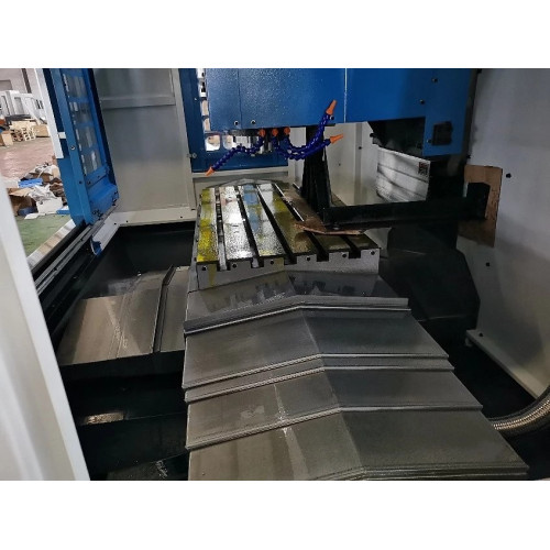 Вертикальный обрабатывающий центр MetalTec TOPMILL 850F с ЧПУ (4-х осевой)