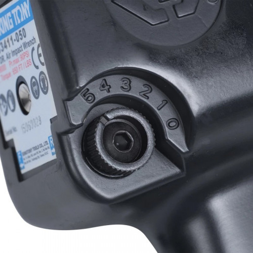 Гайковерт пневматический ударный 1/2", 881 Нм KING TONY P33411-050E