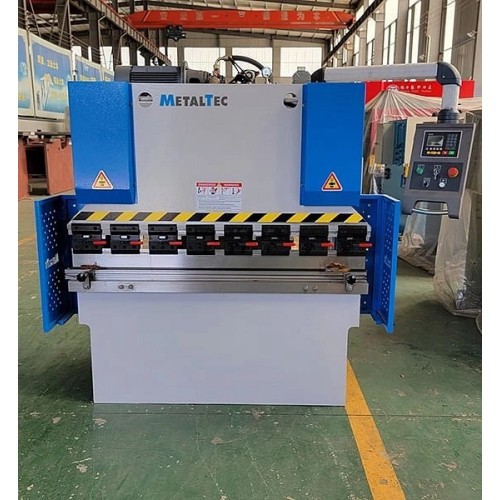 Листогибочный пресс MetalTec HBM 30/1600