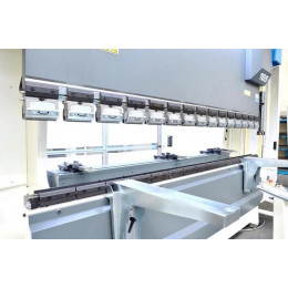 Листогибочный пресс MetalTec HBM 160/3200М
