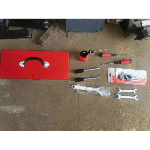 Полуавтоматический ленточнопильный станок MetalTec BS 300CH