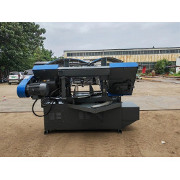 Полуавтоматический ленточнопильный станок MetalTec BS 300CZ