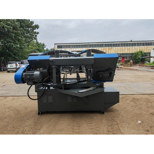 Полуавтоматический ленточнопильный станок MetalTec BS 300CZ