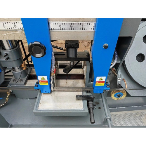 Полуавтоматический ленточнопильный станок MetalTec BS 350CH
